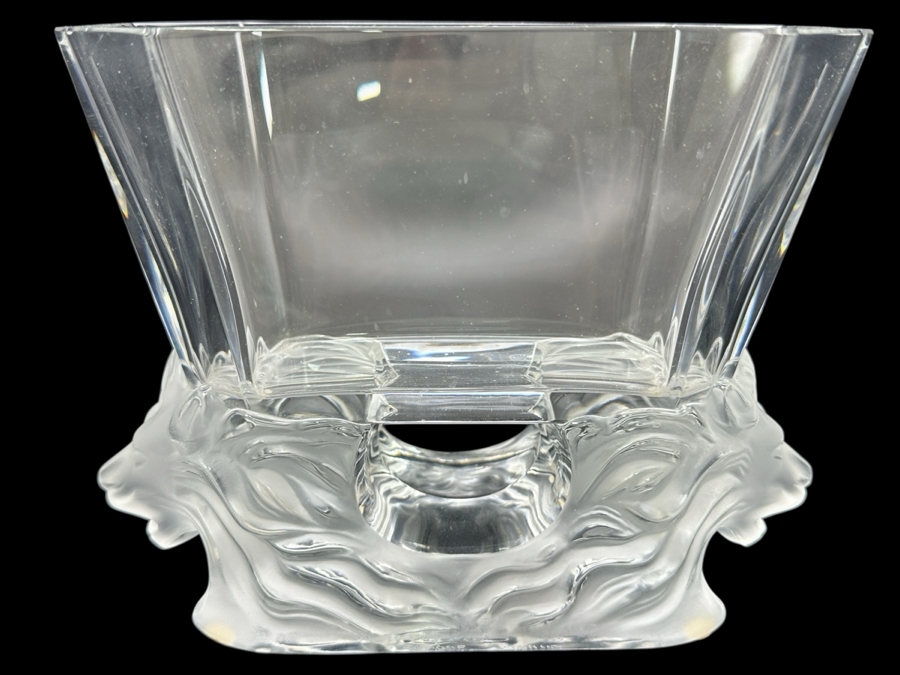 Lalique Crystal France Venise Bowl With Frosted Lion Heads At The Base 8.5'W X 6.25'H [Photo 2]