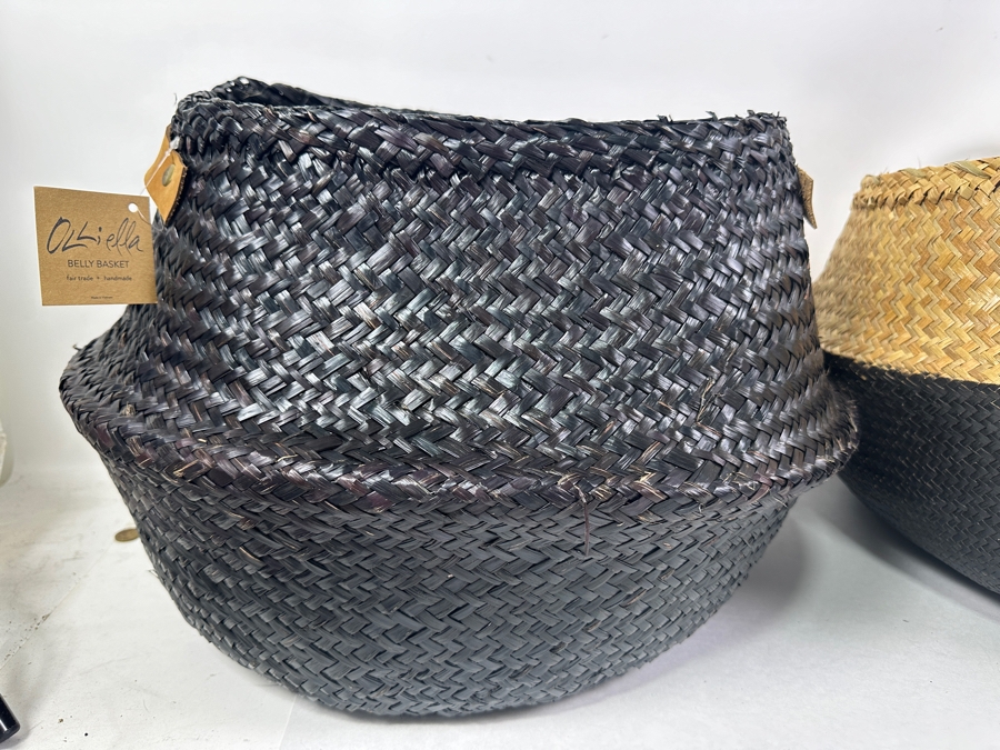 New Pair Of Large Collapsible Baskets [Photo 3]