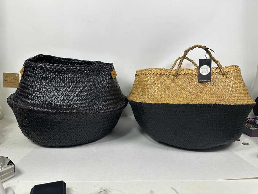 New Pair Of Large Collapsible Baskets [Photo 2]