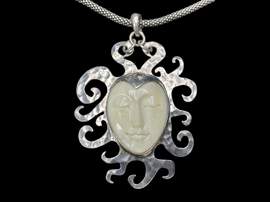 Sterling Silver Carved Pendant With Sterling Silver 32' Necklace 30.6g [Photo 1]