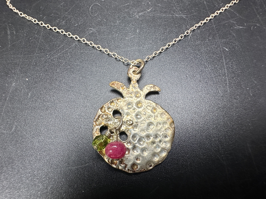 Sterling Silver Pendant With 16' Sterling Silver Chain Necklace 5.3g [Photo 2]