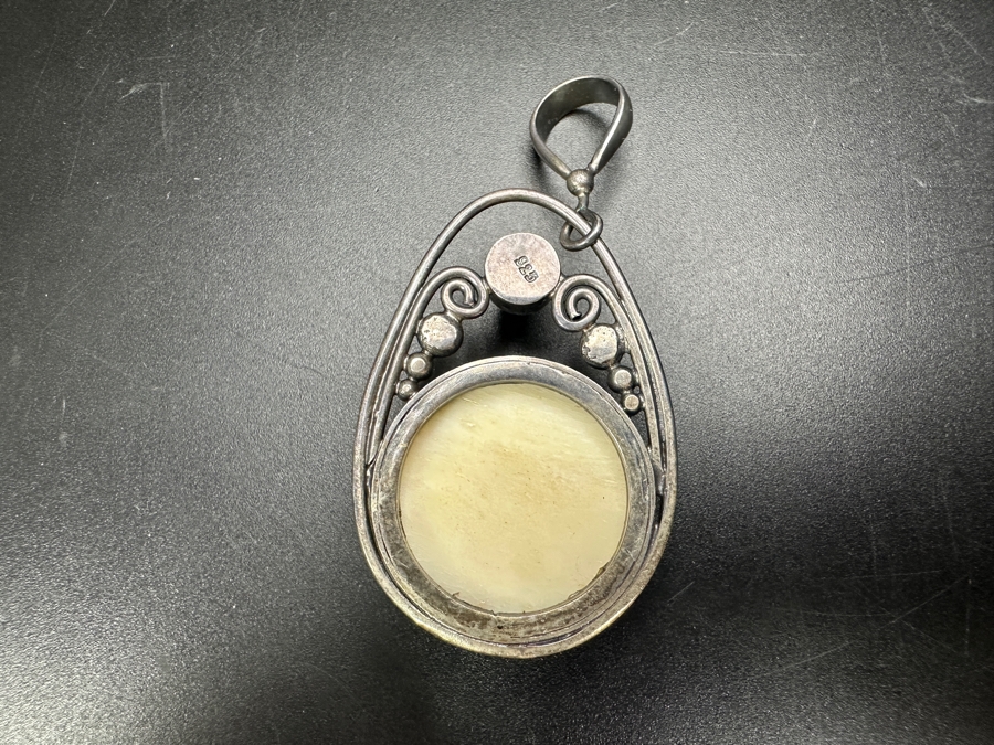 Handmade Sterling Silver Carved Moon Pendant With Stone 15g [Photo 5]