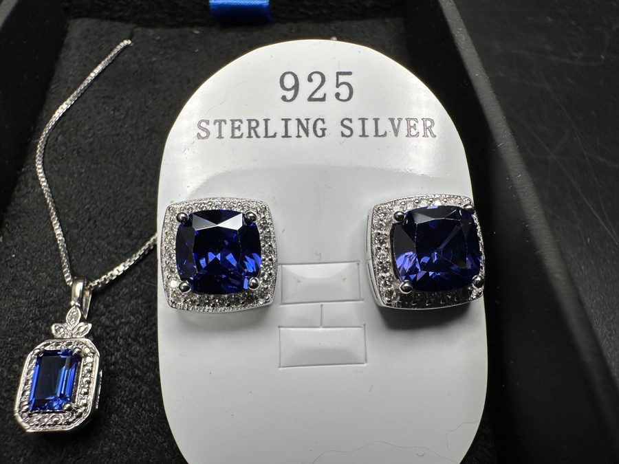 New Sterling Silver Necklace With Pendant And Matching Earrings [Photo 3]
