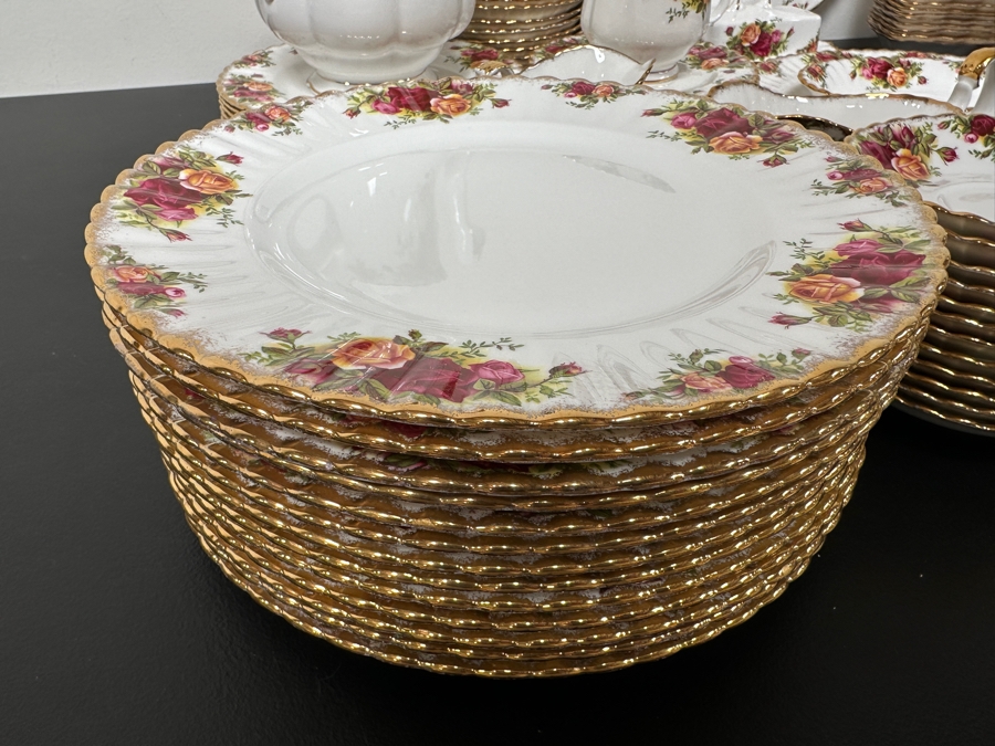 Huge Set Of Royal Albert Bone China From England Old Country Roses China Set - Appears To Be Never Used [Photo 7]