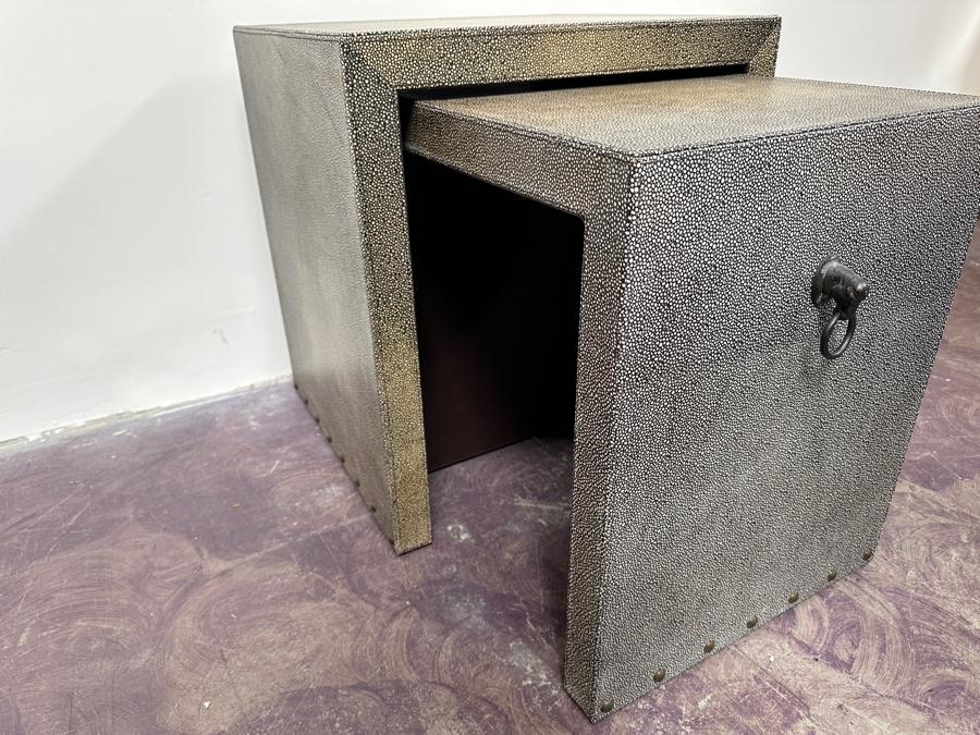 Pair Of Nesting Tables 22W X 22D X 24H [Photo 6]