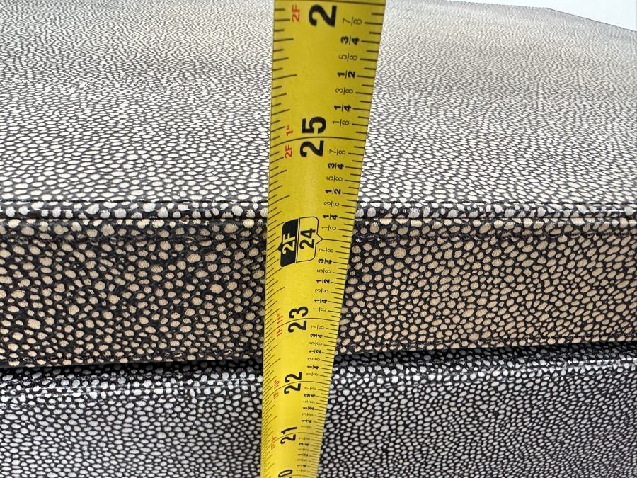 Pair Of Nesting Tables 22W X 22D X 24H [Photo 9]