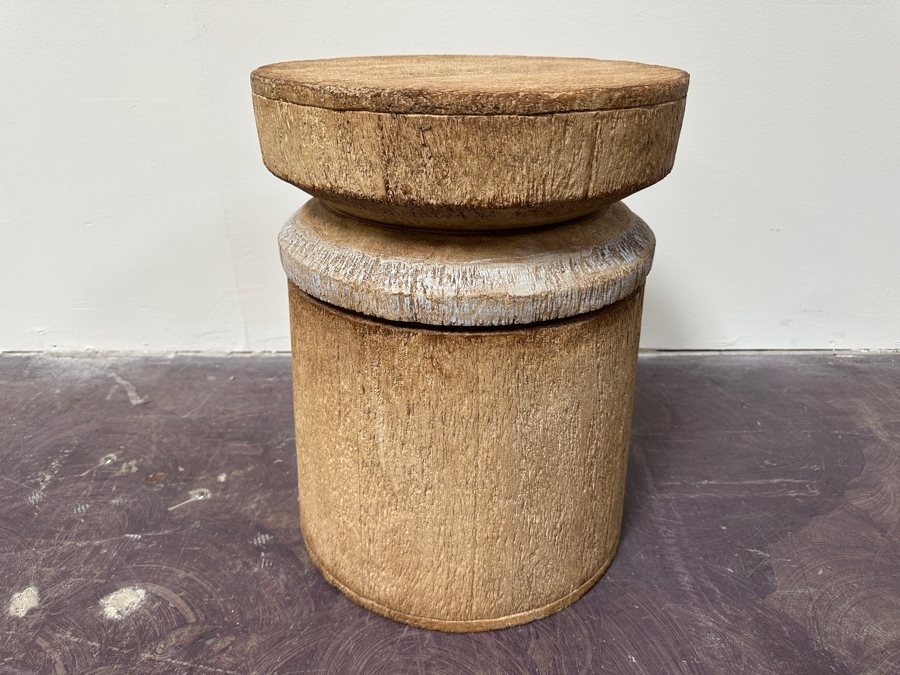 Solid Wood Side Table 15.5W X 20H [Photo 2]