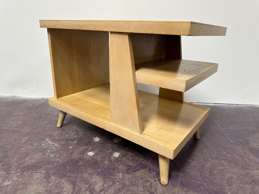 Mid-Century Modern Side End Table 18W X 28D X 22H [Photo 4]