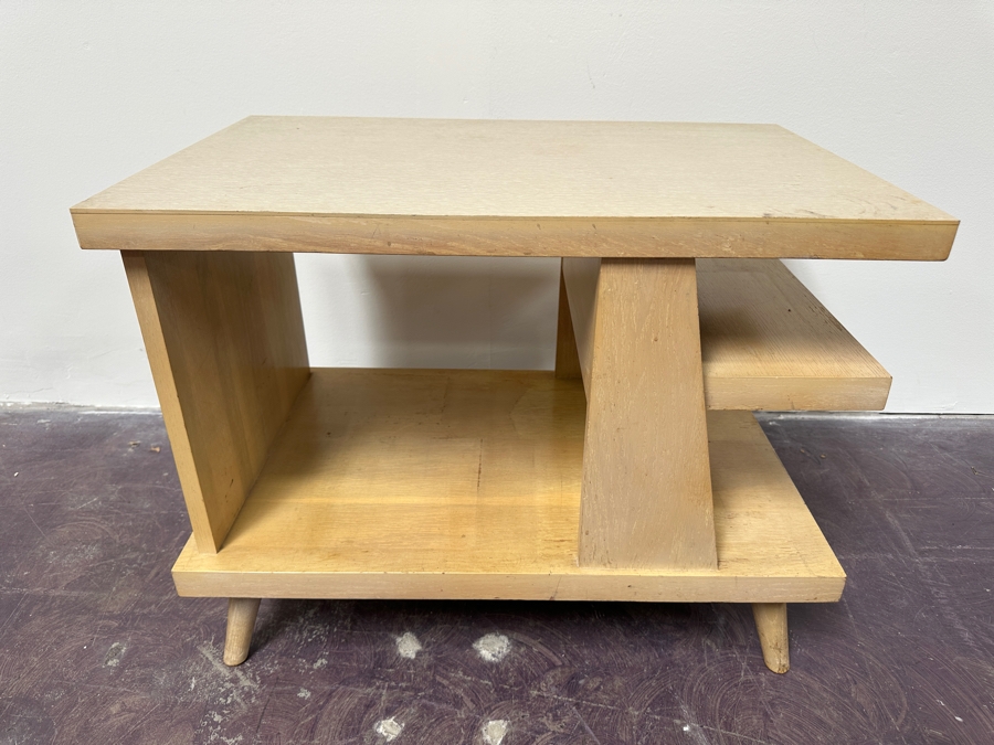 Mid-Century Modern Side End Table 18W X 28D X 22H [Photo 6]