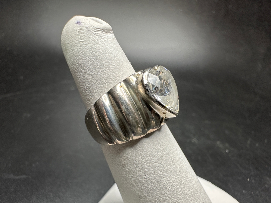 Just Added - Sterling Silver Heart Ring Size 5 And Matching Sterling Silver Heart Earrings 20.5g [Photo 4]