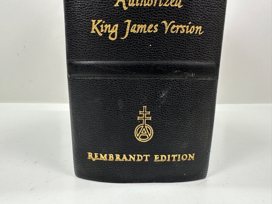 Just Added - The Holy Bible Rembrandt Edition King James [Photo 2]