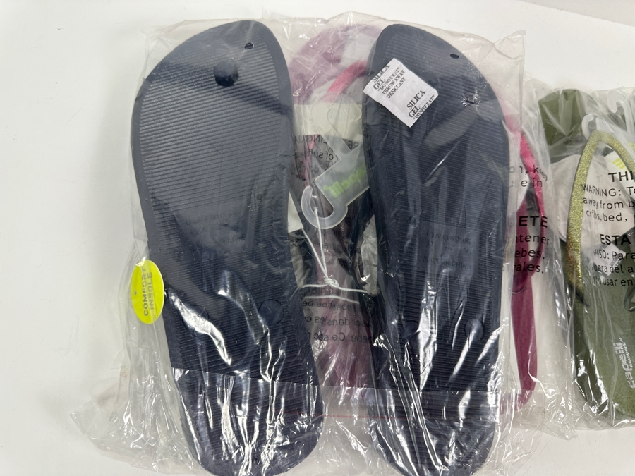 Set of (3) Size 11 Capelli Sparkly Flip Flops [Photo 6]