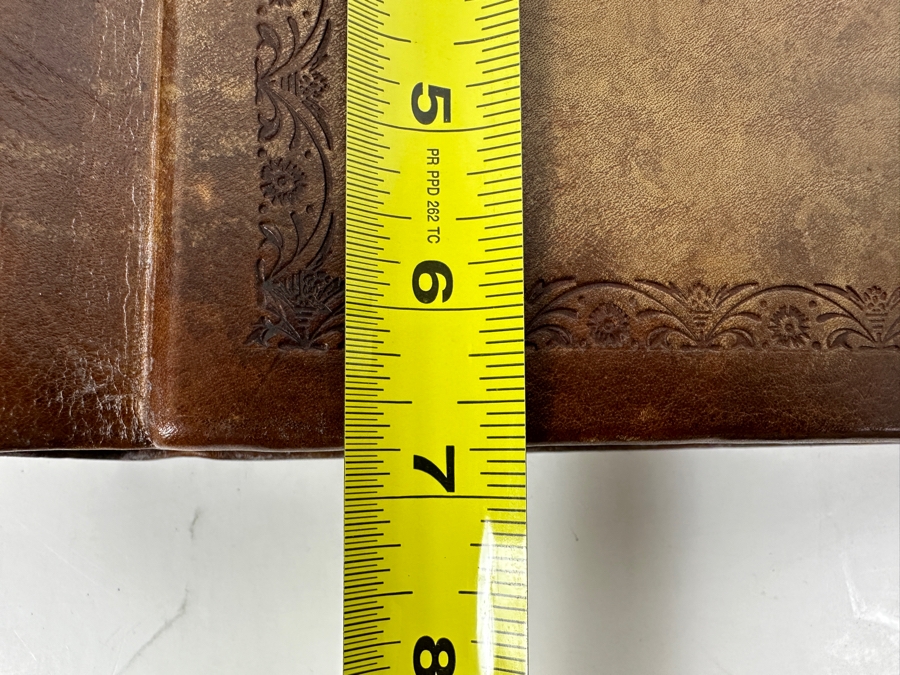 Just Added - (3) New Handmade Italian Leather Diaries Notebooks Scrapbooks By Daisy Arts 8 X 7 Retails $300+ [Photo 14]