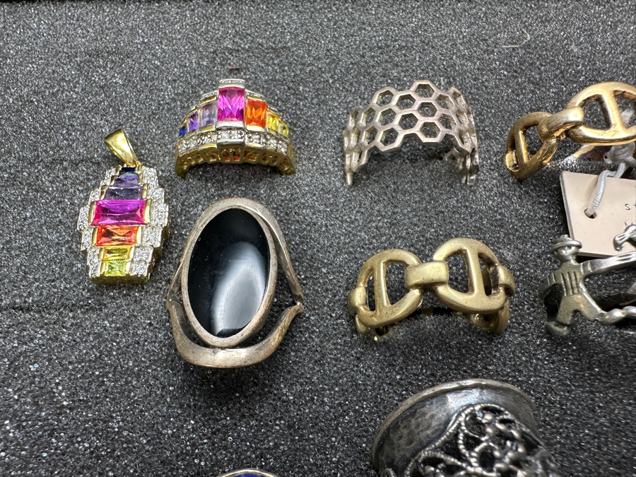 Just Added - (9) Sterling Silver Rings With Pendant 51.5g [Photo 5]