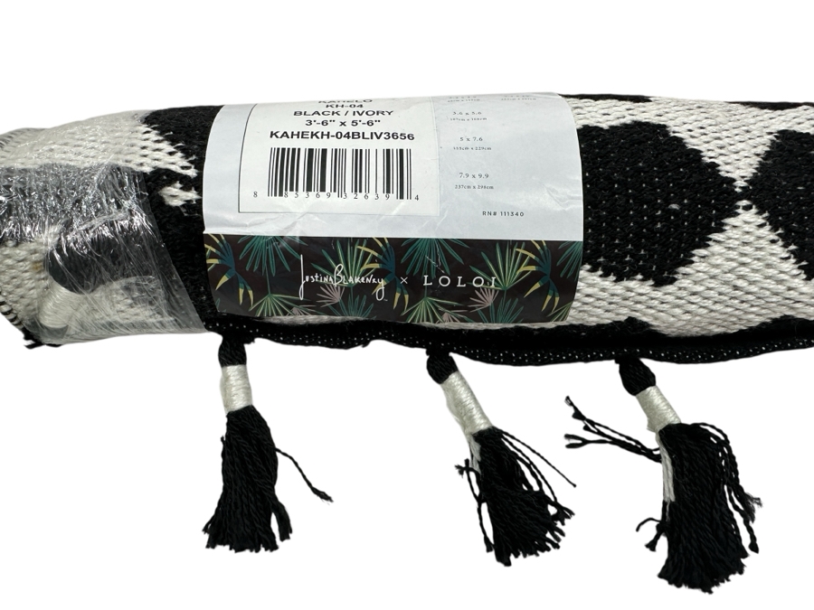 Just Added - New Justina Blakeney Loloi Black / Ivory Area Rug 3'6' X 5'6'