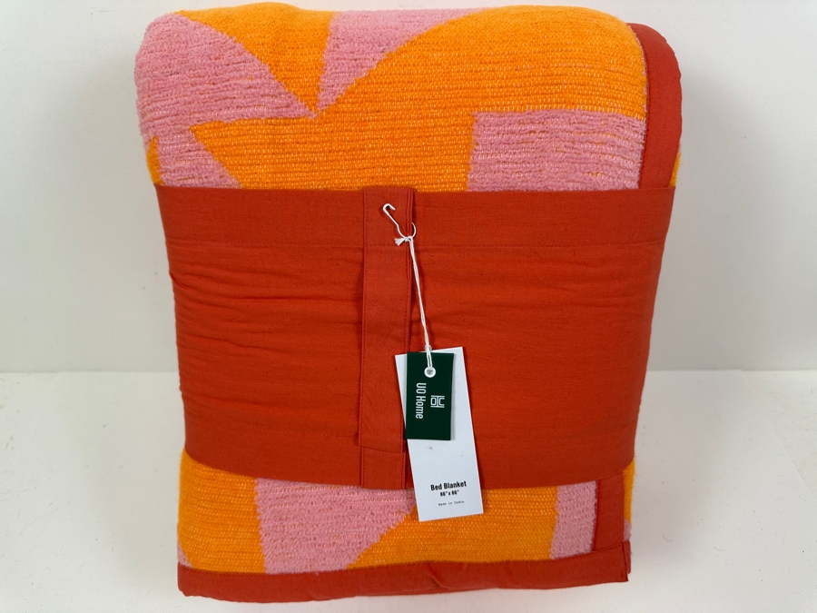 Just Added - New Urban Outfitters Bed Blanket 86 X 86 [Photo 2]