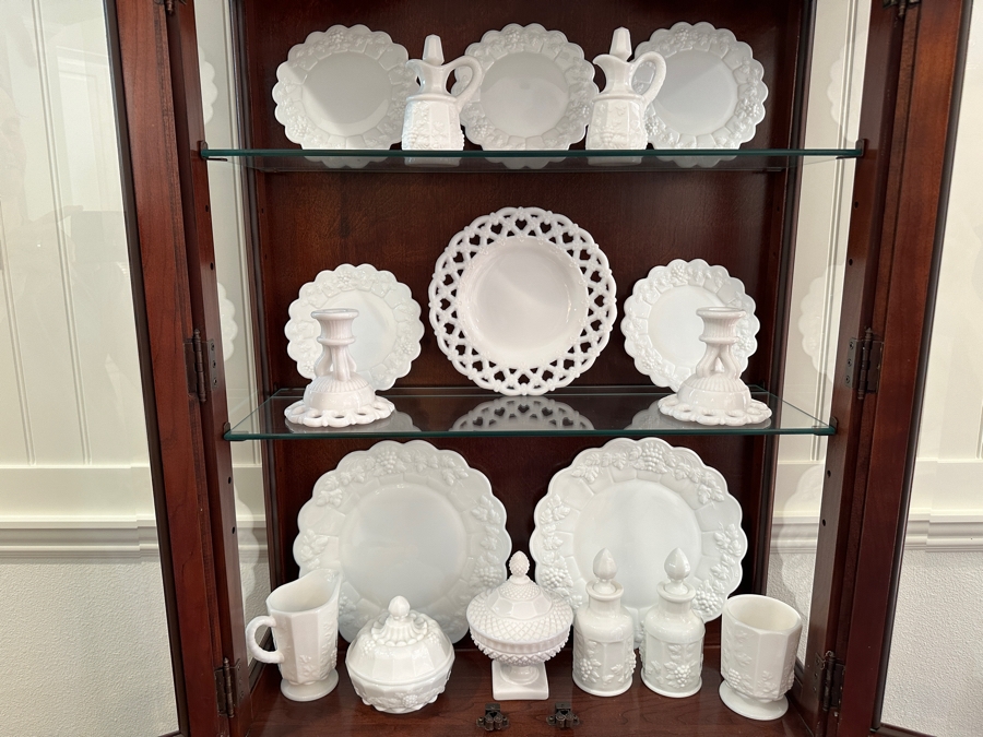 (18) Vintage Collection Of Milk Glass Some By Westmoreland Glass Company [Photo 2]