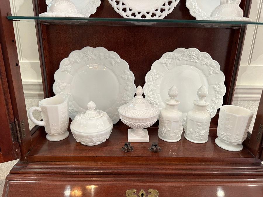 (18) Vintage Collection Of Milk Glass Some By Westmoreland Glass Company [Photo 6]