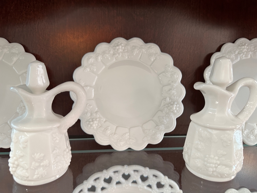 (18) Vintage Collection Of Milk Glass Some By Westmoreland Glass Company [Photo 3]