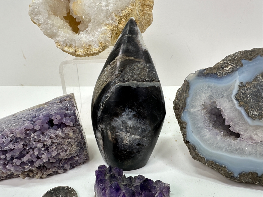 (5) Collection Of Various Rocks / Geodes [Photo 9]
