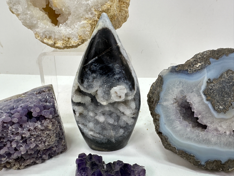 (5) Collection Of Various Rocks / Geodes [Photo 8]