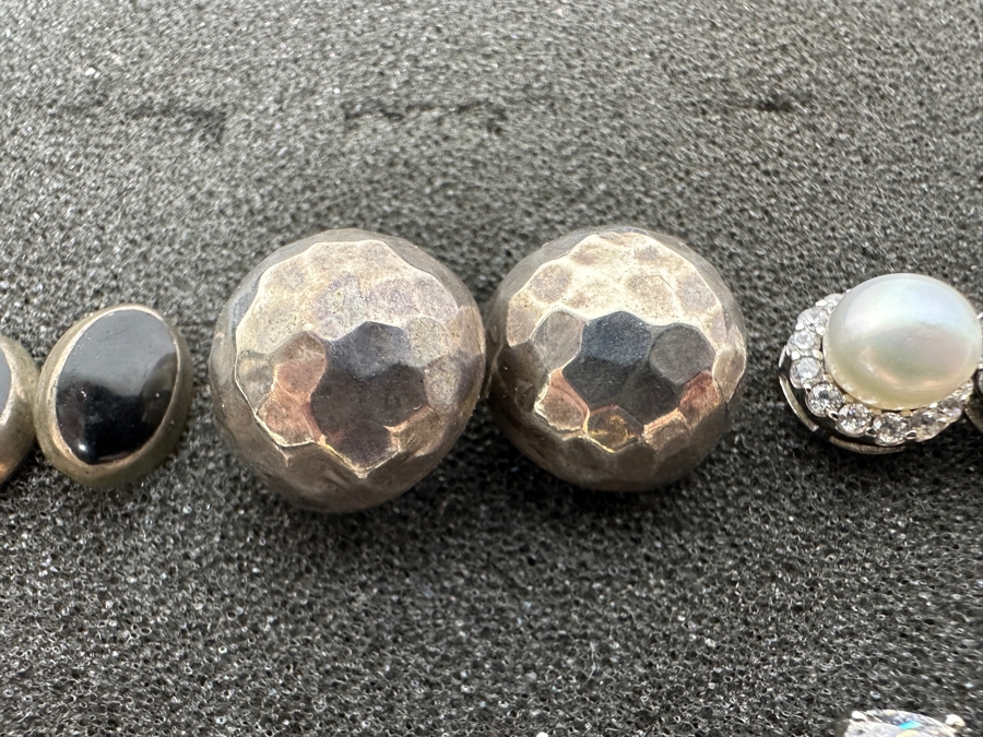 (21) Pairs Of Sterling Silver Earrings 68.7g [Photo 15]