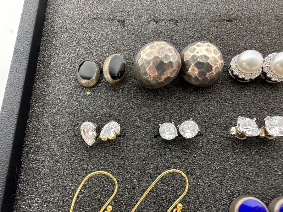 (21) Pairs Of Sterling Silver Earrings 68.7g [Photo 18]