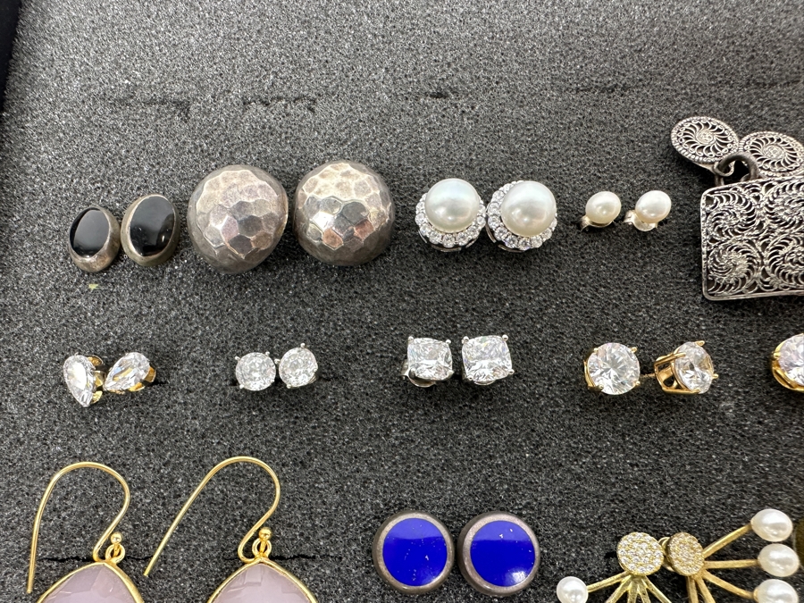 (21) Pairs Of Sterling Silver Earrings 68.7g [Photo 19]