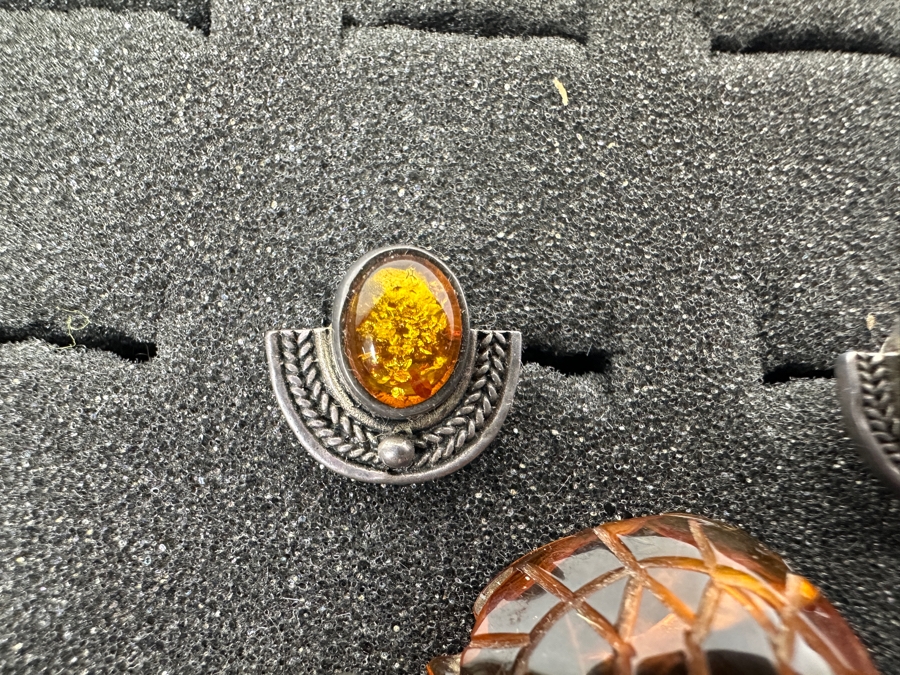 (2) Pairs Of Sterling Silver / Amber Earrings And Carved Amber Turtle Figurine 9.9g [Photo 6]