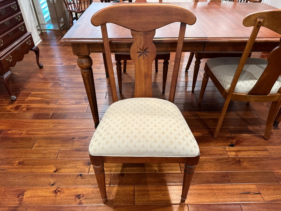 Ethan Allen Country Crossings Dining Room Set With Dining Table 40' X 65.5' X 30'H With Two 20' Extension Leaves And Four Chairs Estimated Retail $4,000-$5,000 [Photo 7]