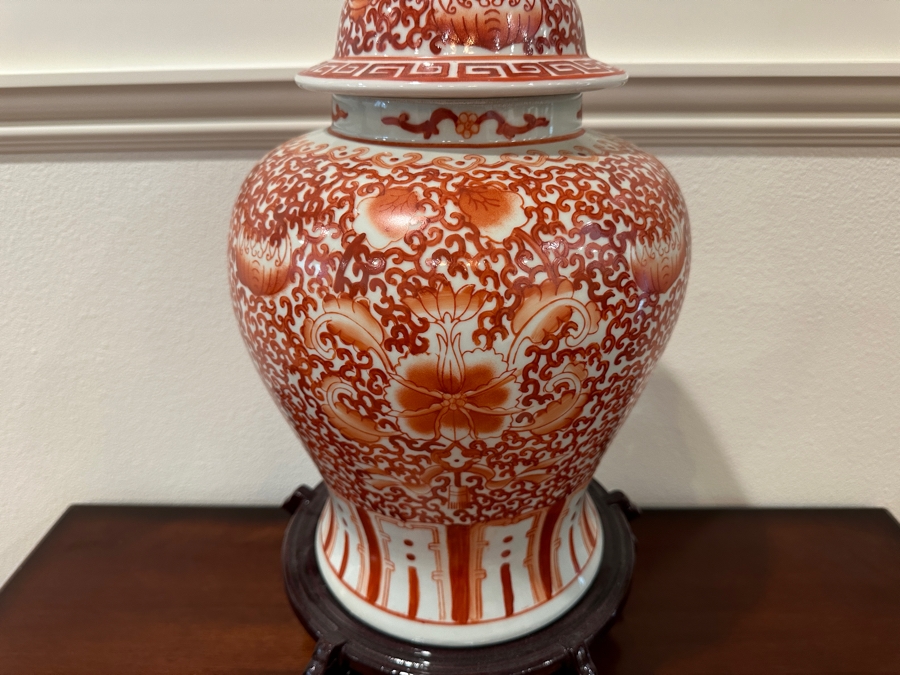 Large Decorative Chinoiserie Ginger Jar With Wooden Stand 16'H [Photo 4]