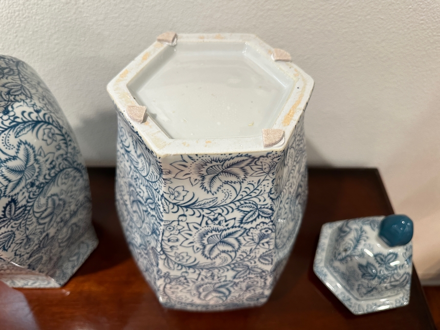 Pair Of Decorative Chinoiserie Blue & White Jars With Lids 18.5'H [Photo 4]