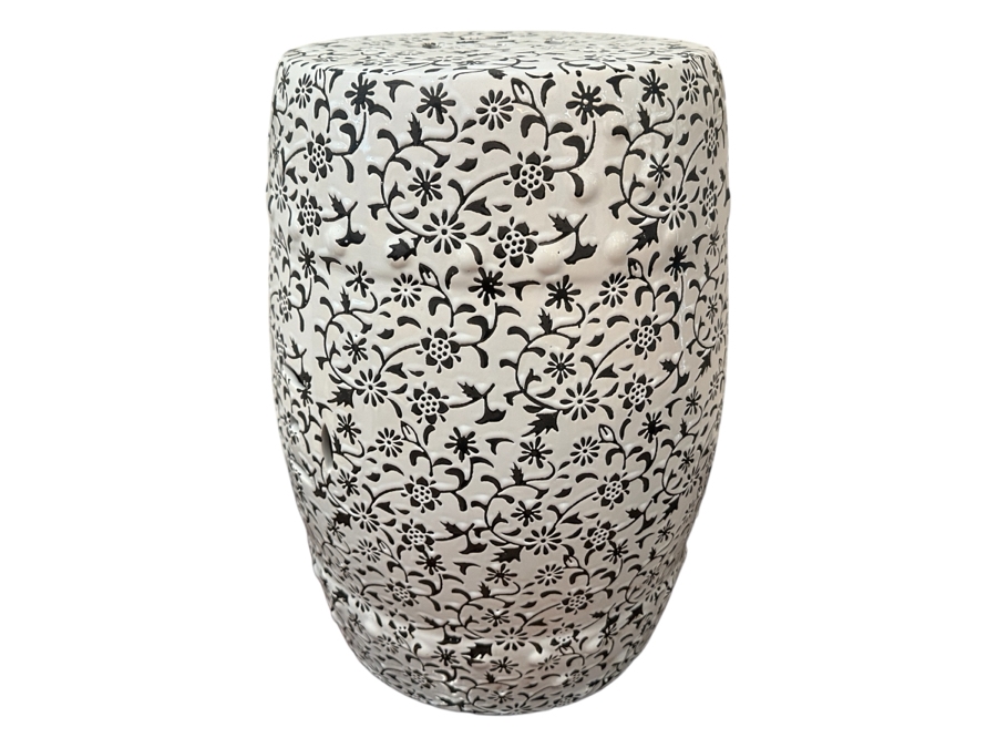 Safavieh Flower & Vine Ceramic Decorative Garden Stool 18'H [Photo 1]