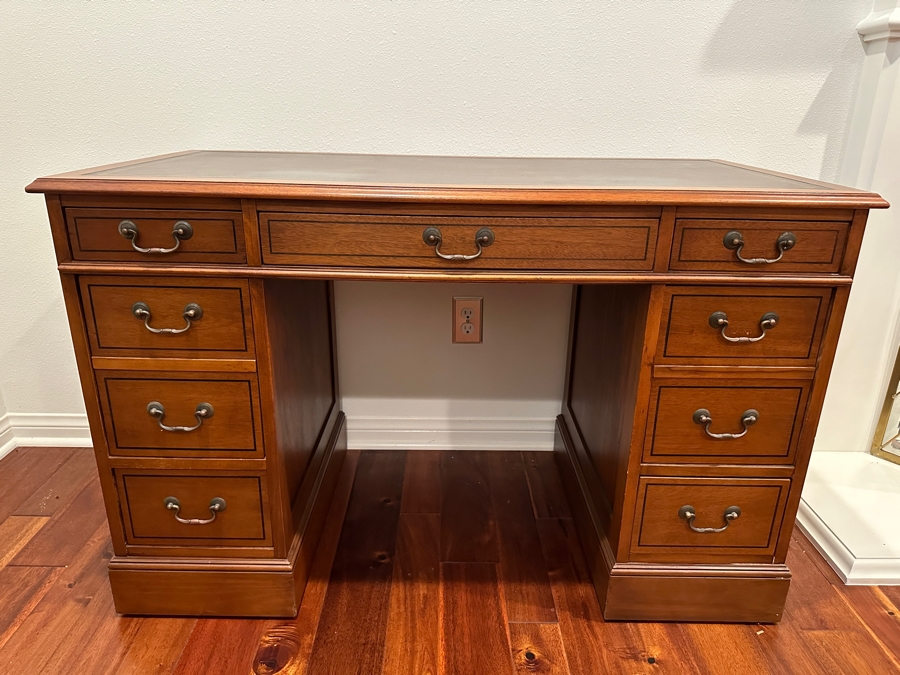 Vintage Sligh-Lowry Small 9-Drawer Desk With Leather Top 45.5W X 22.5D X 29.5H [Photo 2]