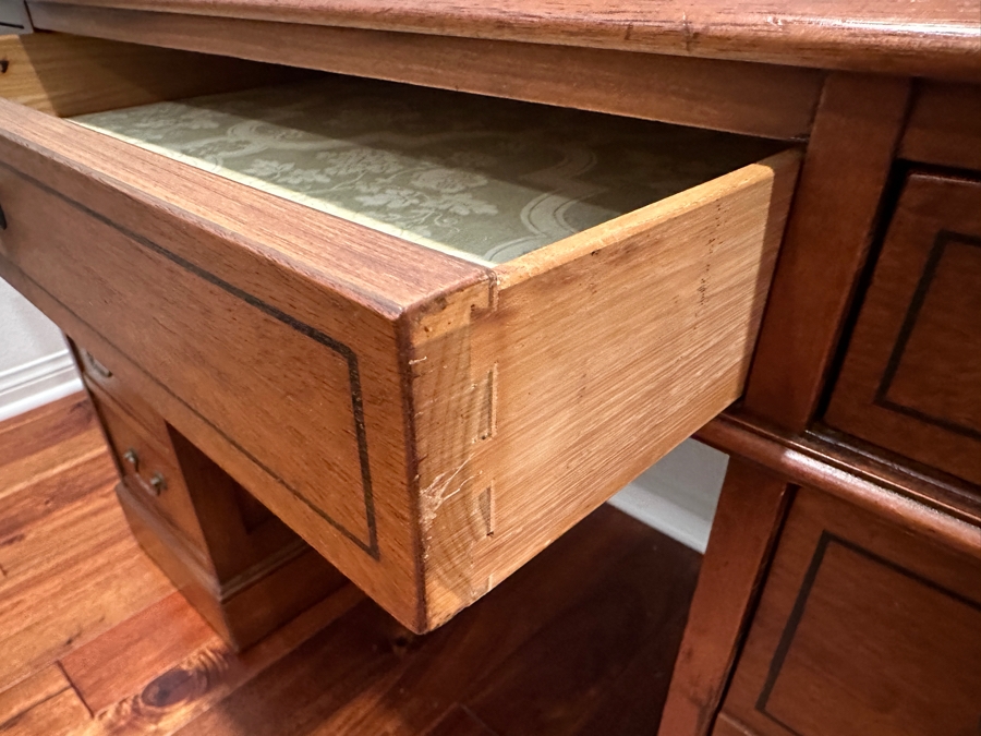 Vintage Sligh-Lowry Small 9-Drawer Desk With Leather Top 45.5W X 22.5D X 29.5H [Photo 7]