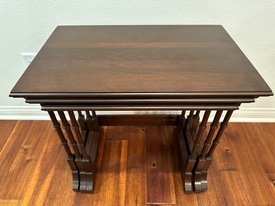 (3) Ethan Allen Georgian Court Wooden Nesting Tables Estimate $500 [Photo 4]