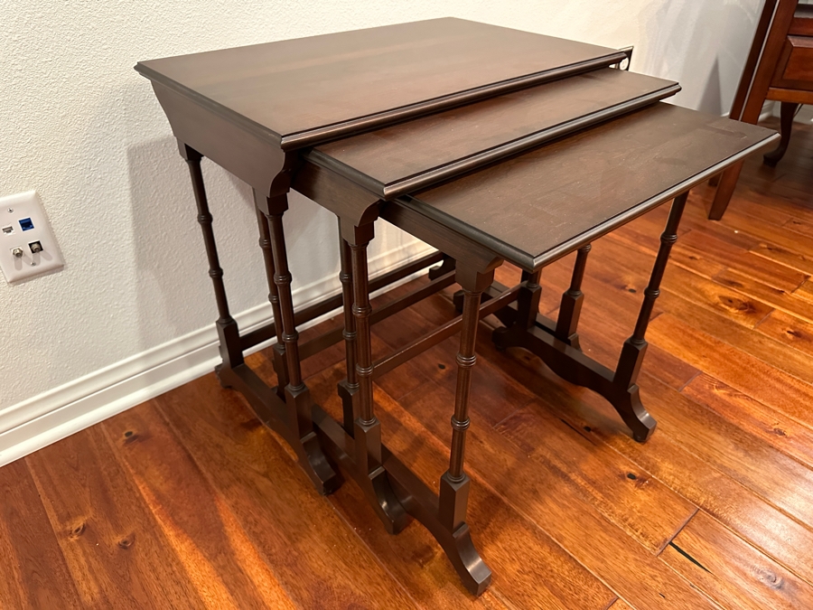 (3) Ethan Allen Georgian Court Wooden Nesting Tables Estimate $500 [Photo 1]