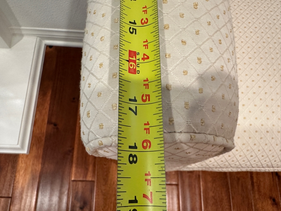 Ethan Allen Upholstered Bench 50W X 18D X 27.5H [Photo 7]