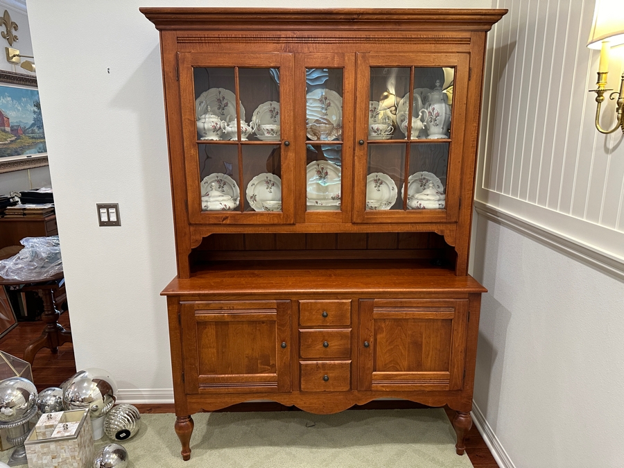 Ethan Allen Country Crossings China Cabinet Hutch 56W X 19D X 78.5H [Photo 3]