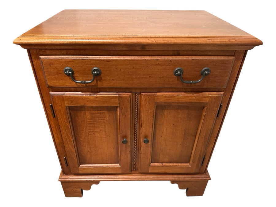 Pair Of Ethan Allen Country Crossings Nightstands Bedside Tables 25W X 17D X 28H [Photo 2]