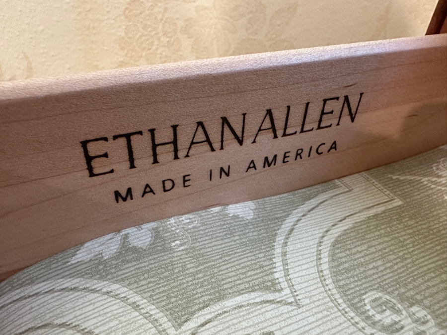 Pair Of Ethan Allen Country Crossings Nightstands Bedside Tables 25W X 17D X 28H [Photo 3]