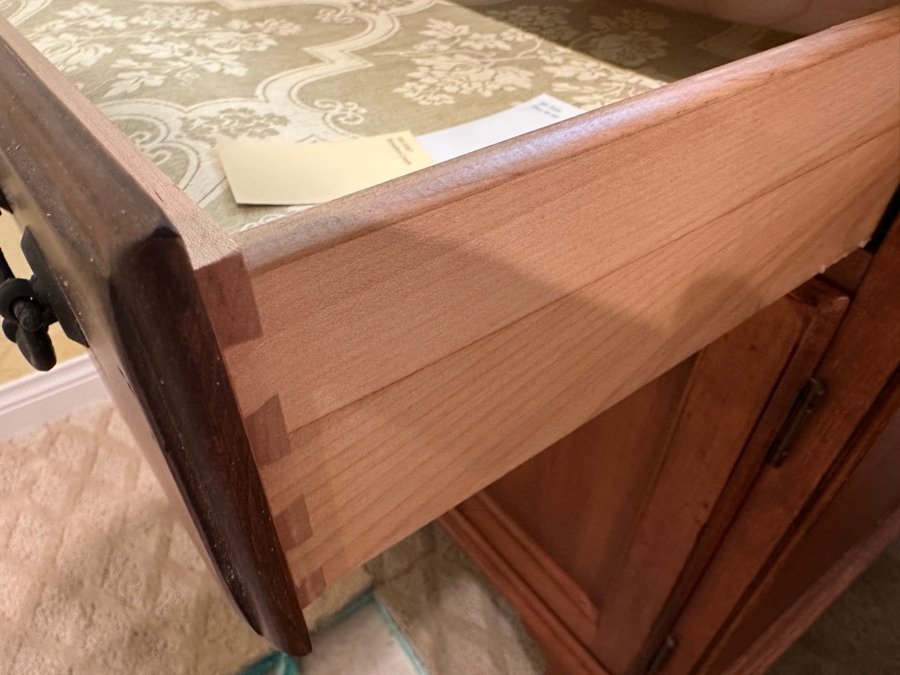 Pair Of Ethan Allen Country Crossings Nightstands Bedside Tables 25W X 17D X 28H [Photo 4]