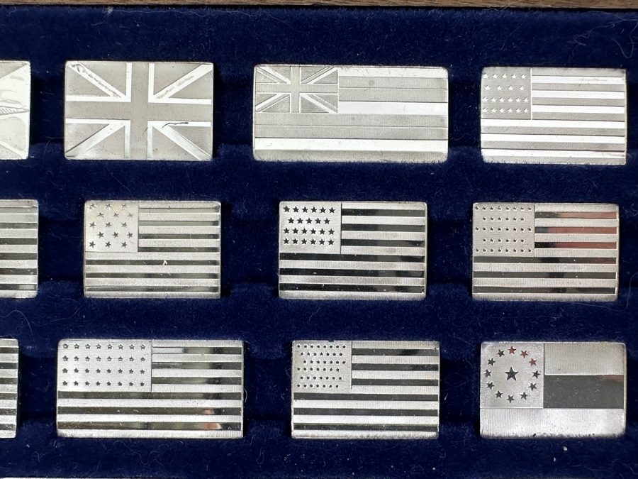 (42) Sterling Silver Ingots Franklin Mint Flags Of America Set With Official And Sovereign United States Flags (No Glass Top To Case) 12 X 5.5 Total Sterling Silver Weight 6.9oz [Photo 4]