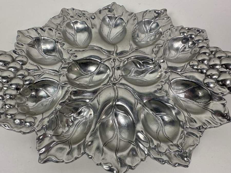 Arthur Court Grape Deviled Egg Holder 12.5 X 9 [Photo 2]