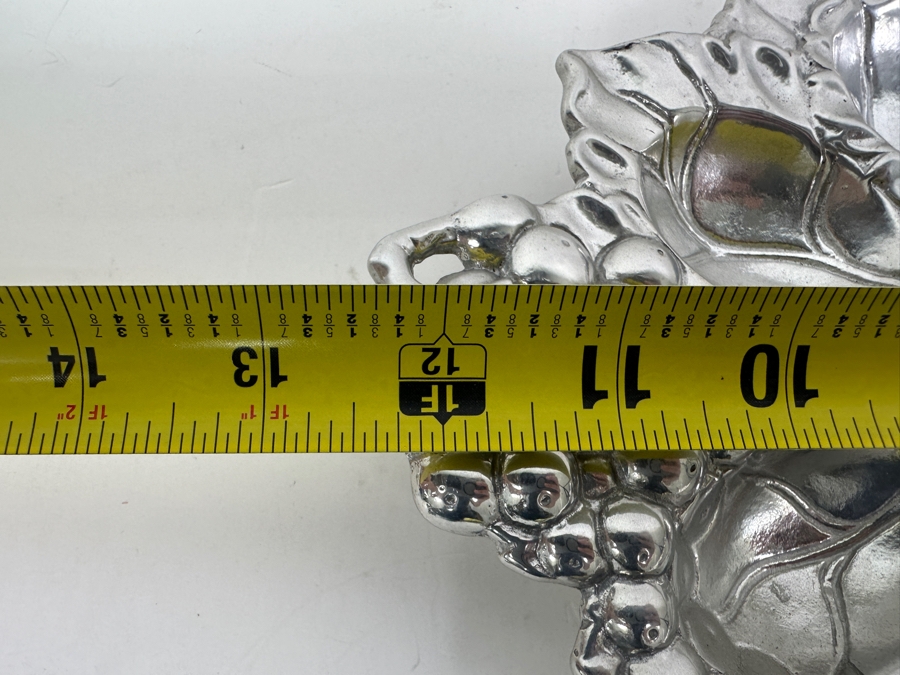 Arthur Court Grape Deviled Egg Holder 12.5 X 9 [Photo 6]