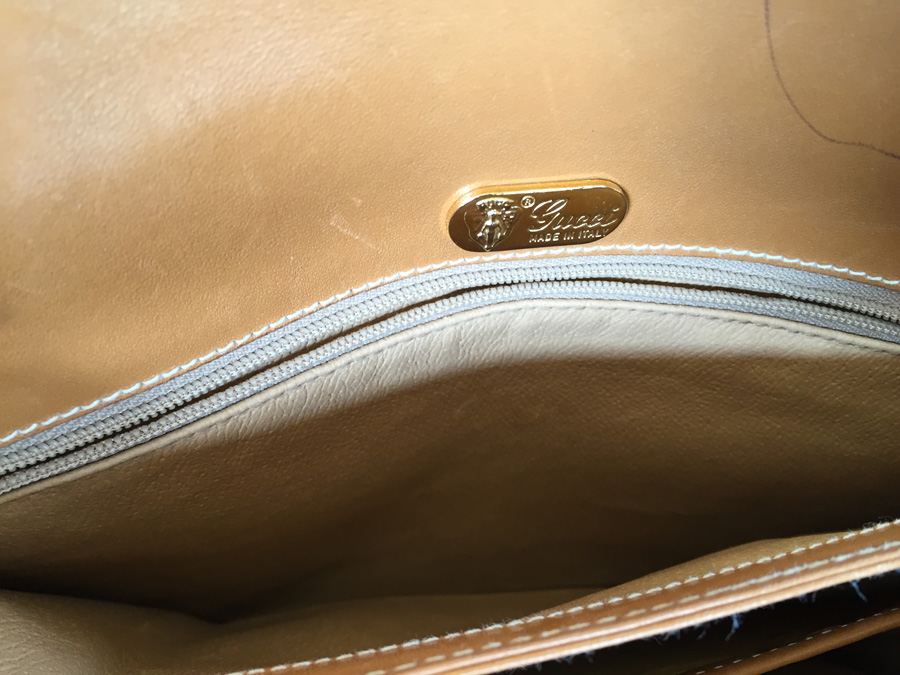 GUCCI Handbag with GUCCI Dust Cover [Photo 11]