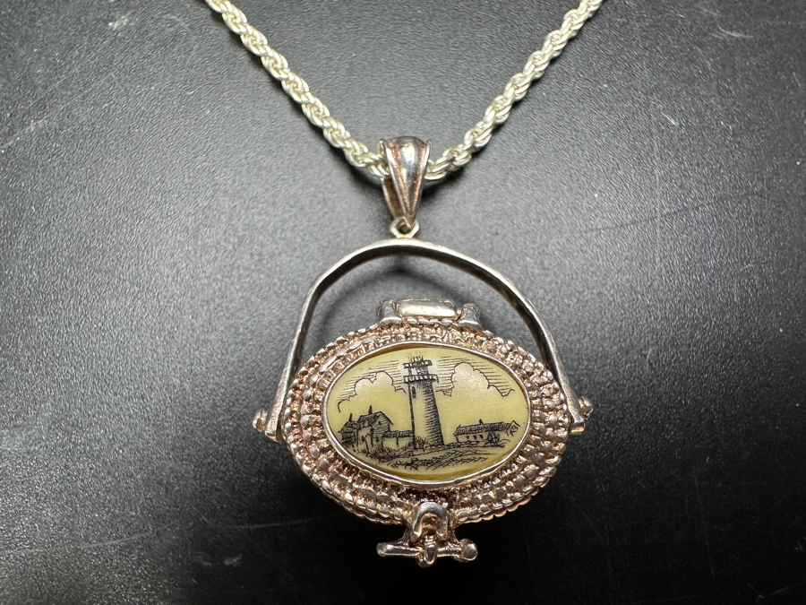 Sterling Silver 30' Italian Chain Necklace With Sterling Silver Scrimshaw Locket Pendant 17.2g [Photo 3]