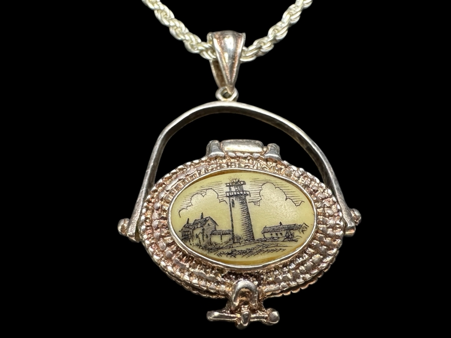 Sterling Silver 30' Italian Chain Necklace With Sterling Silver Scrimshaw Locket Pendant 17.2g
