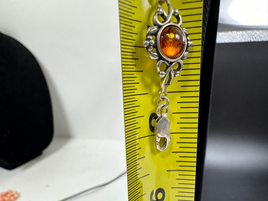 Sterling Silver / Amber Jewelry Set With 8' Bracelet, Ring Size 9.5 & Pair Of Earrings 23.3g [Photo 7]