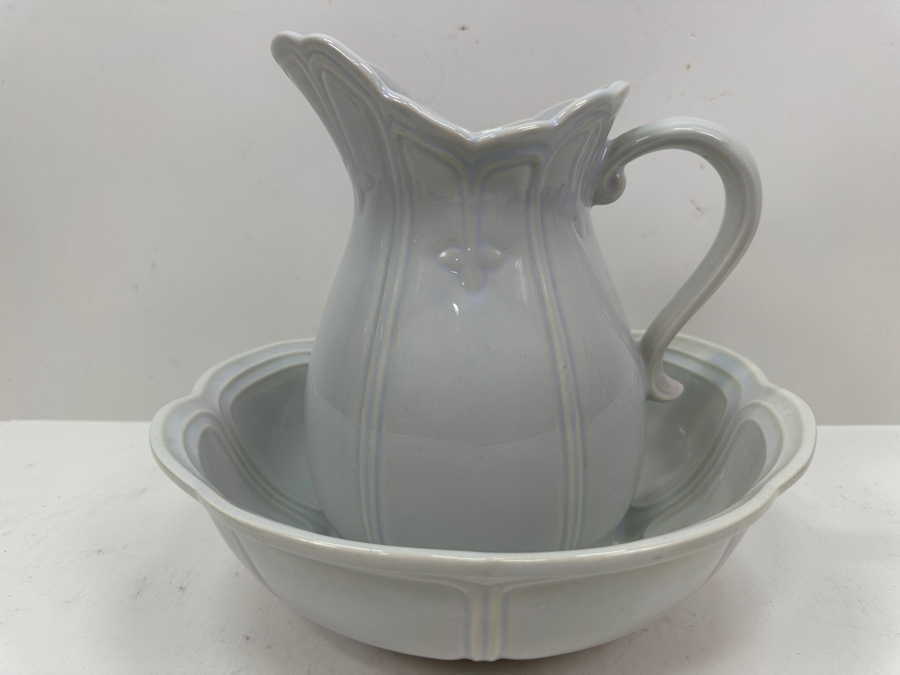 McCoy USA Pottery Pitcher 9.5H And Basin Bowl 11.5W Set [Photo 3]